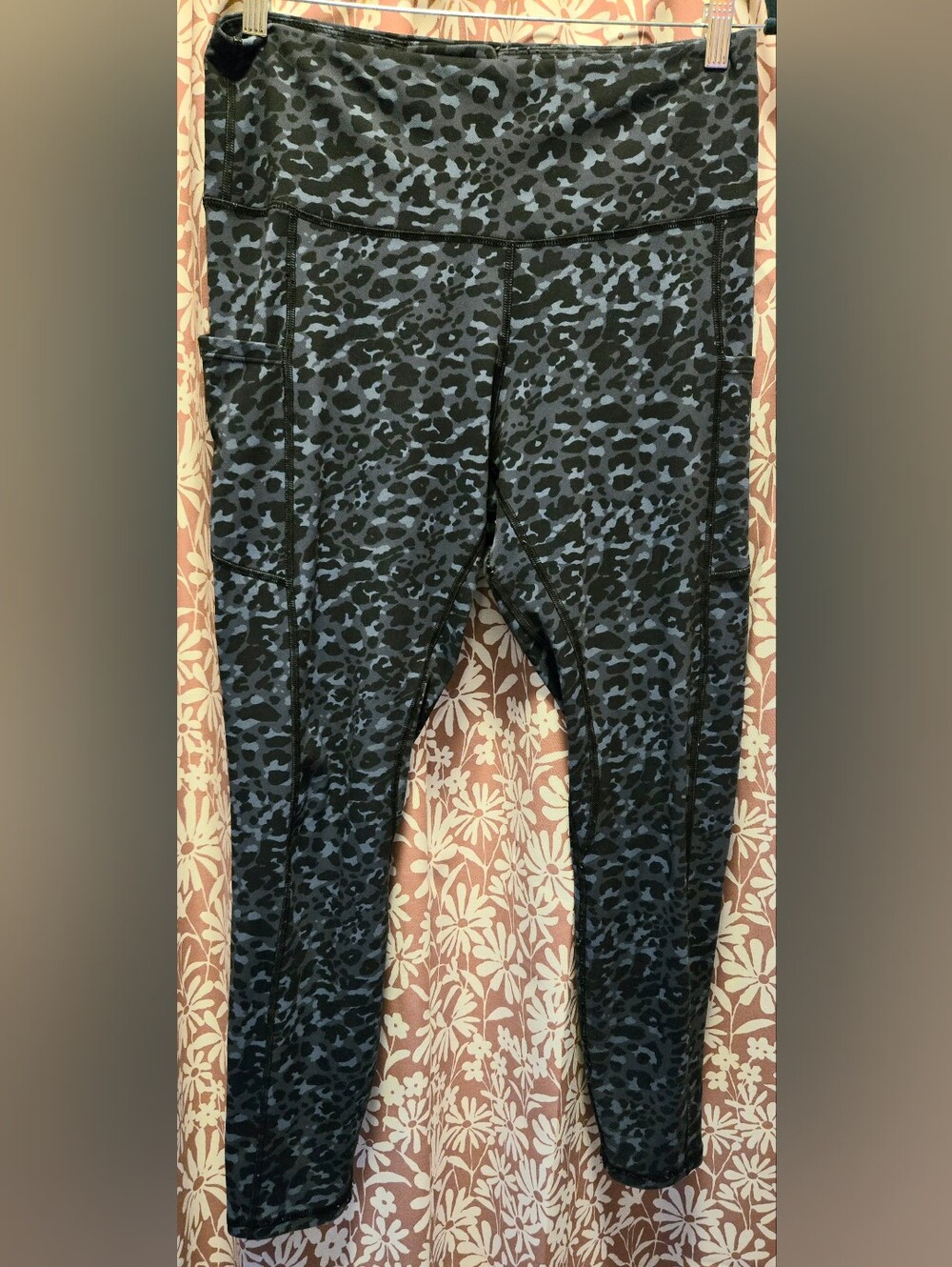 Blue-Grey & Black Leopard Print Active Leggings